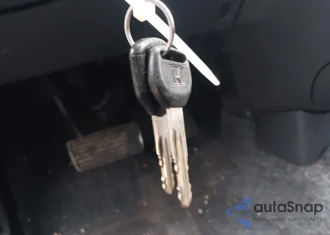 2000 Honda Cr-V Special Edition z USA, uszkodzony, nr VIN JHLRD1873YS010592